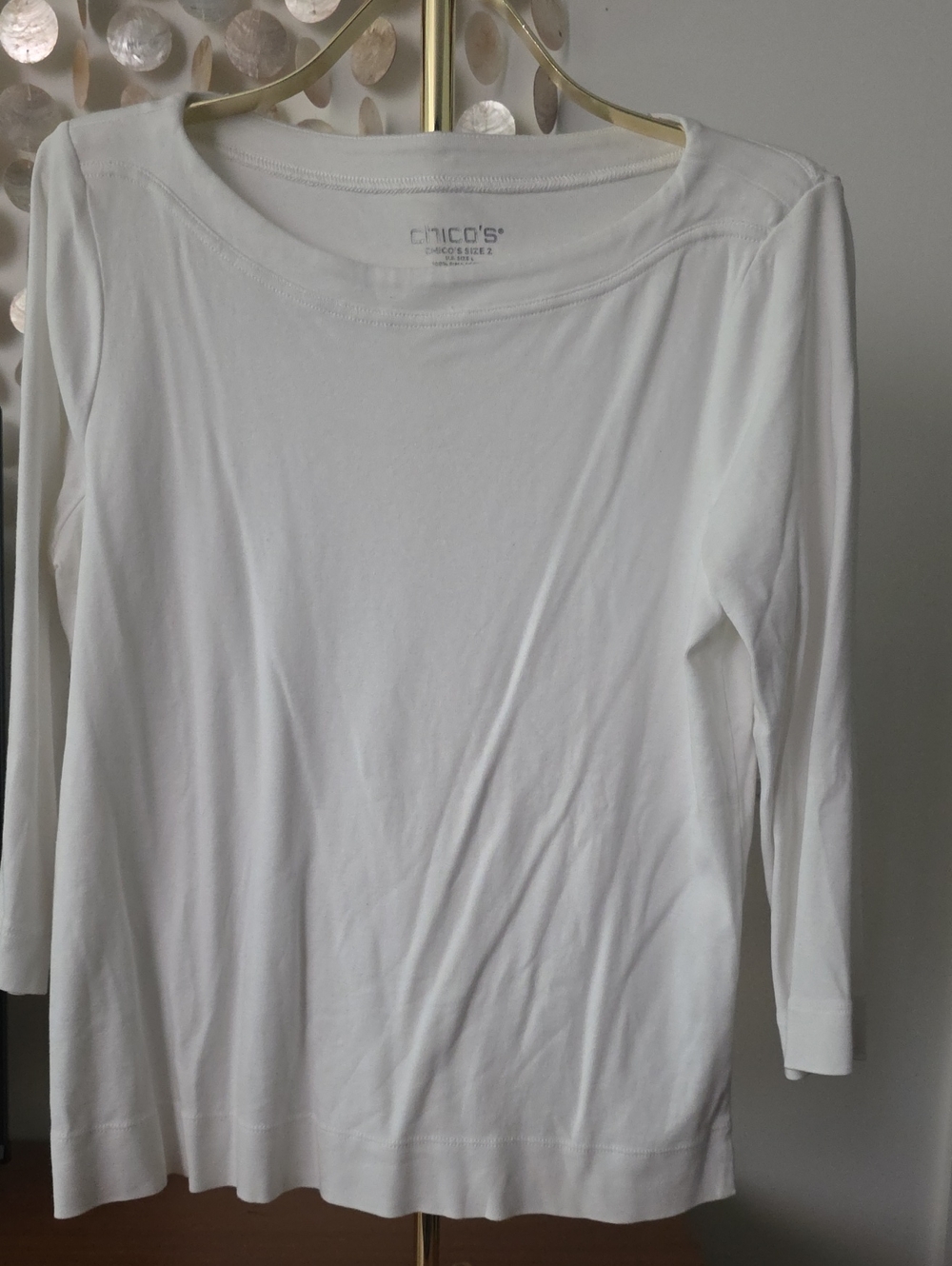 Chico's White Scoop Neck Long Sleeve Top